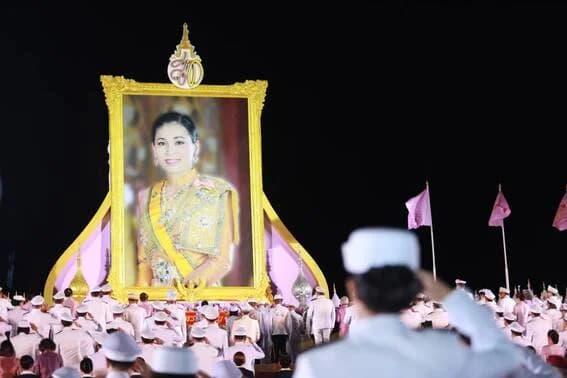 ส.อ.ท. ร่วมพิธีตักบาตรถวายพระราชกุศล และร่วมพิธีถวายเครื่องราชสักการะ ถวายพระพรชัยมงคล เนื่องในวันเฉลิมพระชนมพรรษาสมเด็จพระนางเจ้าฯ พระบรมราชินี