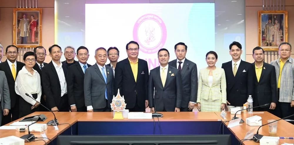 กลุ่มอุตฯ เหล็ก ส.อ.ท. และ 10 สมาคมเหล็ก เข้าพบ รมว.อุตสาหกรรม ถกแก้วิกฤตเหล็กไทย