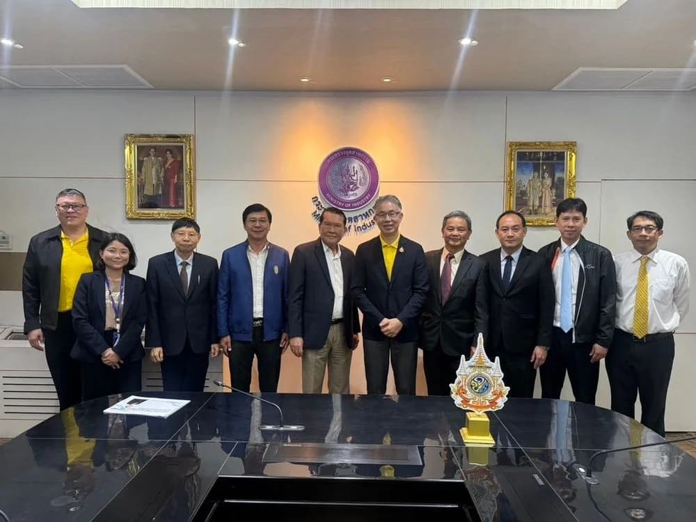 ส.อ.ท. เข้าพบปลัดกระทรวงอุตฯ เสนอข้อมูลประเภทโรงงานที่เกี่ยวข้องกับ BCG สนับสนุนการทำผังเมือง