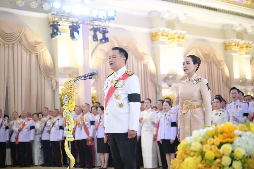 ประธาน ส.อ.ท. ร่วมงานสโมสรสันนิบาตเฉลิมพระเกียรติ เนื่องในโอกาสพระราชพิธีมหามงคลเฉลิมพระชนมพรรษา 4 รอบ สมเด็จพระนางเจ้าฯ พระบรมราชินี