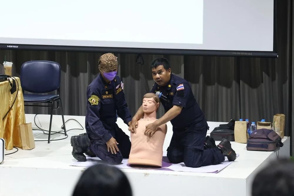 ส.อ.ท. ร่วมฝึกซ้อมหนีไฟ เตรียมความพร้อมรับมือเหตุอัคคีภัยอย่างมืออาชีพ