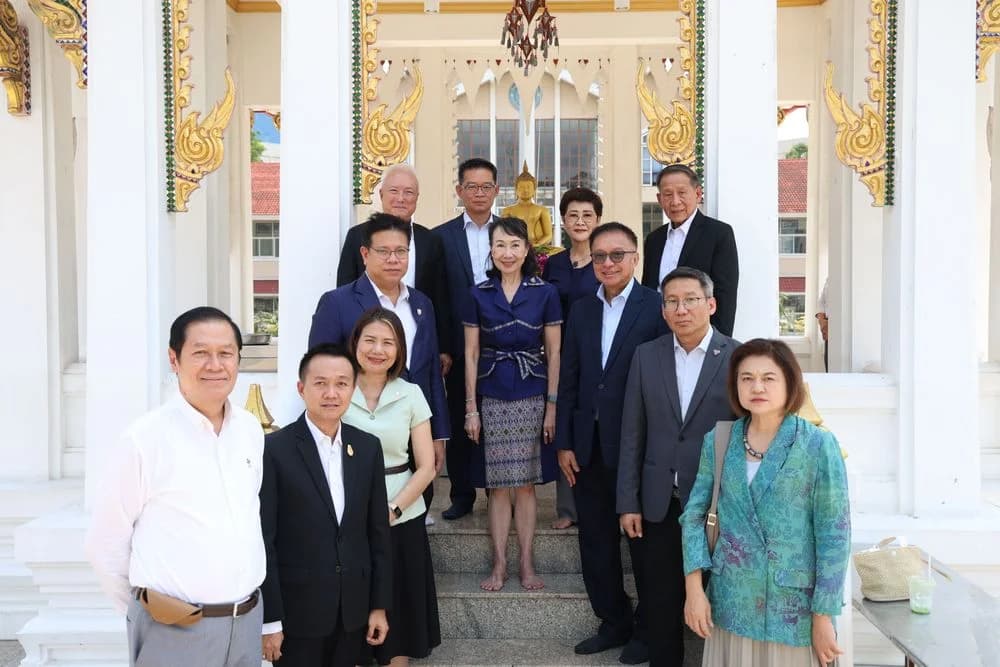 ประธาน ส.อ.ท. นำคณะผู้บริหารวาระปี 2569–2571 สักการะสิ่งศักดิ์สิทธิ์ เสริมสิริมงคลก่อนเริ่มปฏิบัติงาน