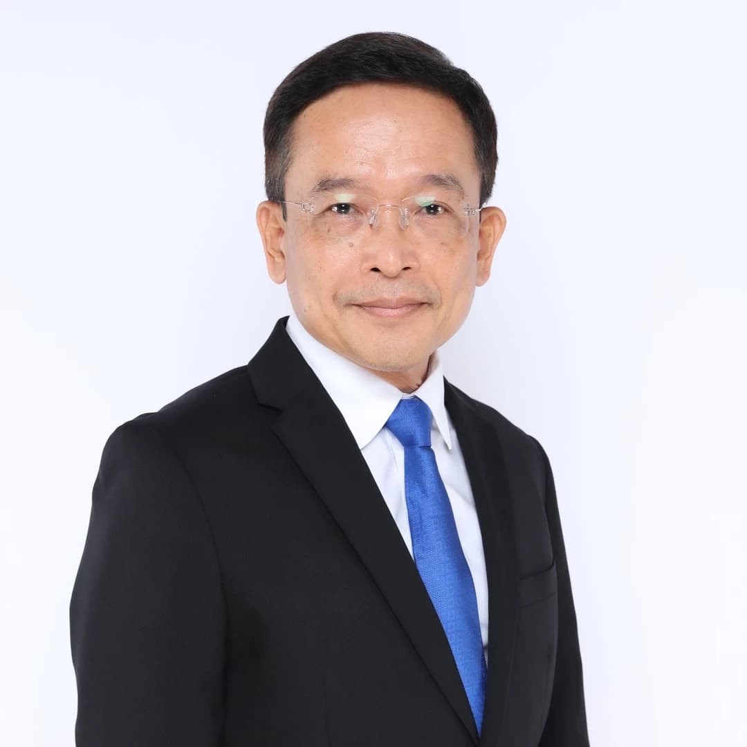 นายบัณฑูรย์ จุ้ยเจริญ
